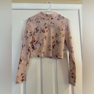 H&M cropped long sleeve top